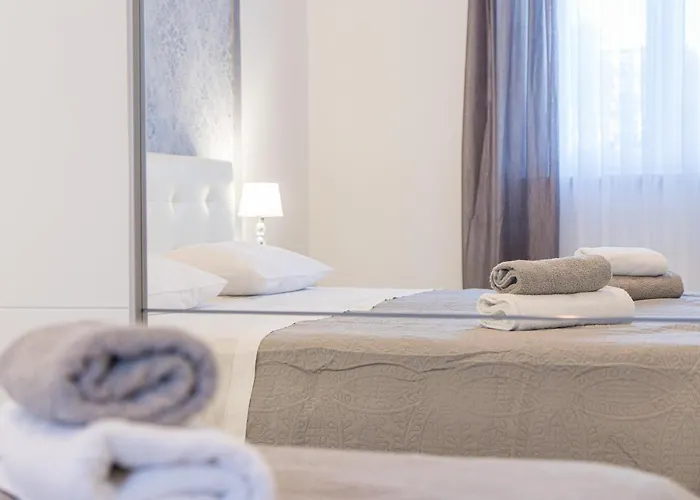 Three Waves New Apartamento *