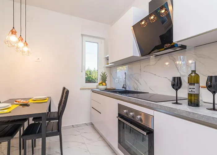 Three Waves New Lägenhet *